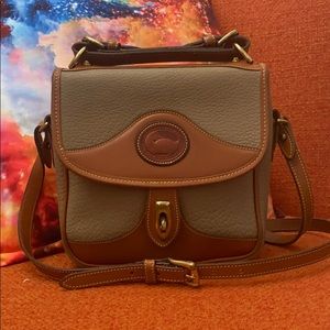 Vintage Dooney and Bourke Crossbody Small Carrier